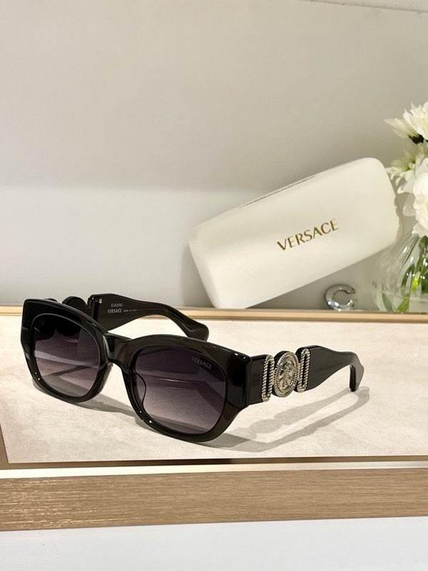 Versace Sunglasses 100